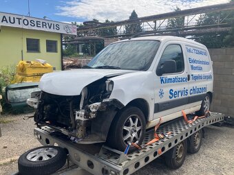 Citroen berlingo 1.9d po nehodě - 2