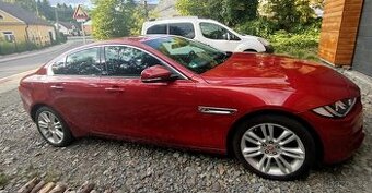 Jaguar XE 2.0D Performance - 2