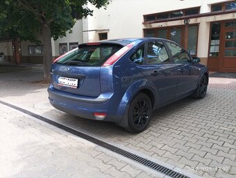 1.6 74 kw najeto 130 000 km - 2