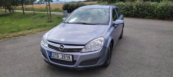 Prodám Opel astra H 1.4i 16V 66Kw r.v.2010 naj.160tis. - 2