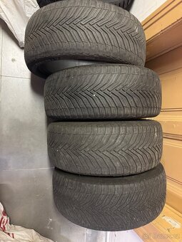 Zimní pneu 225/40/18 - 2