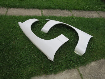 Nissan S13 200SX - Přední blatníky laminátové - 2