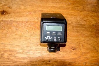 Blesk Pentax AF-330FTZ - 2