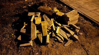 Odřezy dlažby a betonu - 2