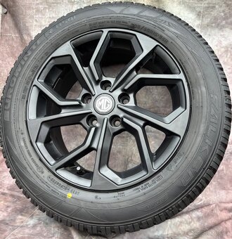 Originální zimní sada alu kol MG 205/60R16 96H - 2