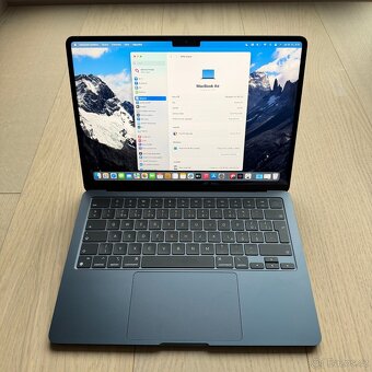 NOVÝ APPLE MACBOOK AIR 13.6” M3/512GB/16GB/BATERIE 100% - 2