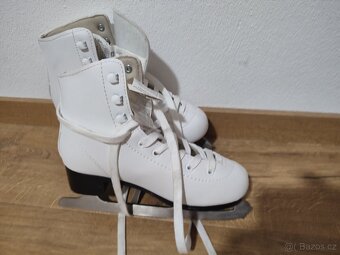 Dívčí brusle - 2