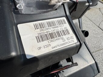 Přihrádka spolujezdce W447 - 2