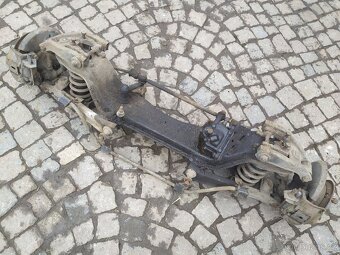 Přední náprava Škoda 100/110 - 2