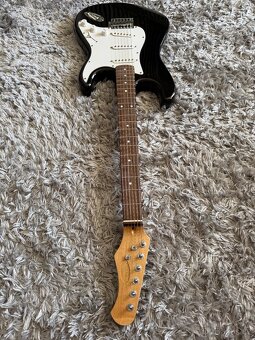 Electricka kytara STAGG - 2