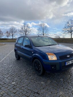 Prodám Ford Fusion - 2