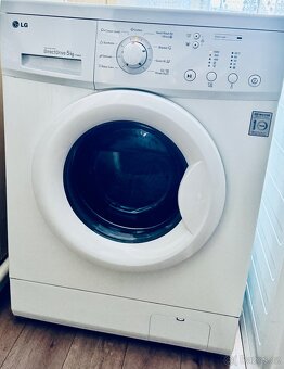 Pěkná automatická pračka LG - 2