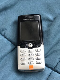 Sony Ericsson T610 + Nabíječka - 2
