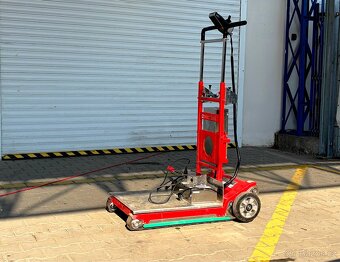 Schodišťový stěhovací robot DOMINO Automatic - nosnost 400kg - 2