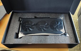 V záruce - NVIDIA GeForce RTX 4060 Ti 16GB VRAM jako nová - 2