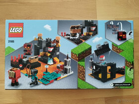 Lego stavebnice Minecraft Podzemní hrad, 21185 - 2