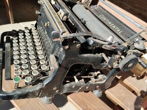 Starožitný psací stroj - 2