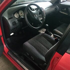 MAZDA 323 F 1,6 2002 - 2