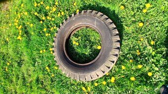 Pneu 8.25x20 - 2