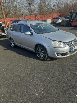 VW Golf - 2