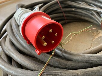 PRODLUŽOVACÍ KABEL 400V , 50m - 2