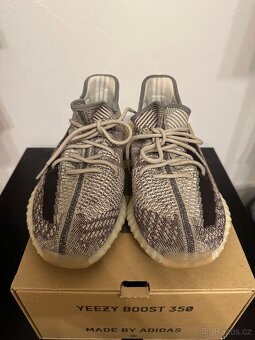 Adidas Yeezy Boost - 2
