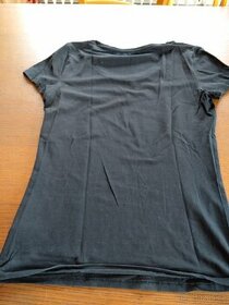 Černé triko F&F vel.38 - 2