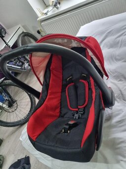 Prodám dětskou autosedačku (vajíčko) do 10 kg, cca do 1 roku - 2
