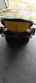 Sedačka na traktor - 2