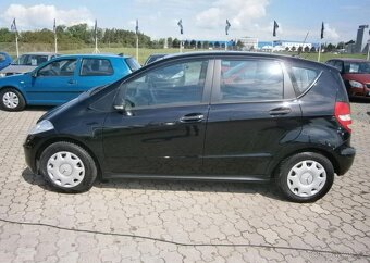 Mercedes-Benz Třídy A 1.5i serviska benzín manuál 70 kw - 2