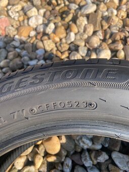 Pneu 185/55R16 - 2