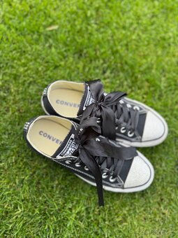 Luxusní, černé tenisky Converse s kamínky Swarovski - 2