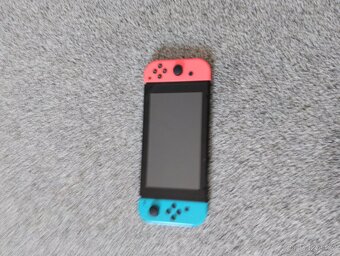Nintendo switch - 2