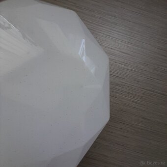 Stropní bílý plastový LED lustr Ecolite - 2