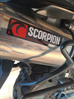 Prodám výfuky Scorpion red power - 2