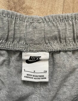 Nike kraťasy - 2