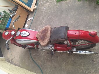 Jawa 250 pérák - 2
