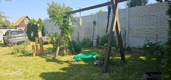 Zahrada s chatkou - 2