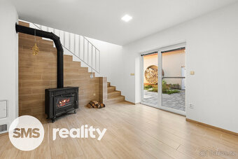 Prodej moderní novostavby řadového rodinného domu 3+kk s gar - 2