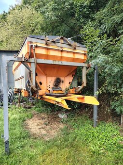 Nástavba sypače Epoke Sirius SH 3500 - 2
