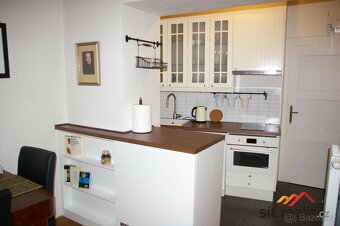 Pronájem byt 2+kk, 41m2, Praha 3 Vinohrady, po rekonstrukci, - 2