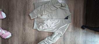 Dámská jarní bunda - 2