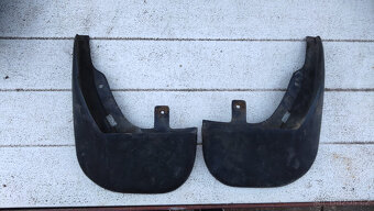 Ford Focus Mk1 zástěrky zadní - kombi - 2