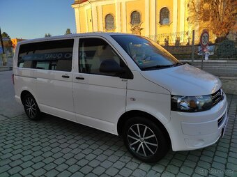 VW Multivan 2.0 TDi 103 kW R.V. 2015 NAJ. 189 tis. km 1.MAJ. - 2