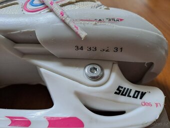 Dívčíi brusle - 2