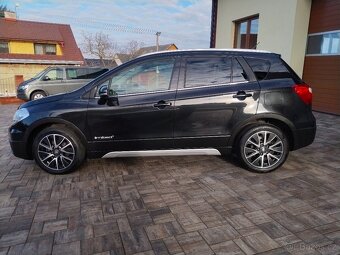 Suzuki SX4 S-Cross 1,6i 88Kw r.v.8/2016 najeto 89700Km - 2
