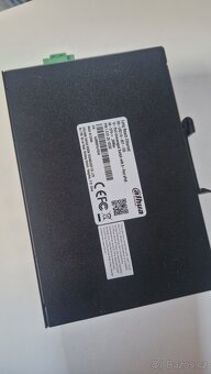 Switch s PoE Dahua - 2