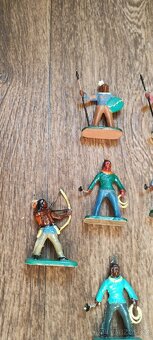 Indiáni figurky 2 z NDR - 2