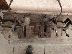 Passat B6, B7 brzdové třmeny - 2