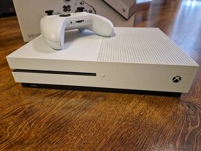 Xbox one S - 2